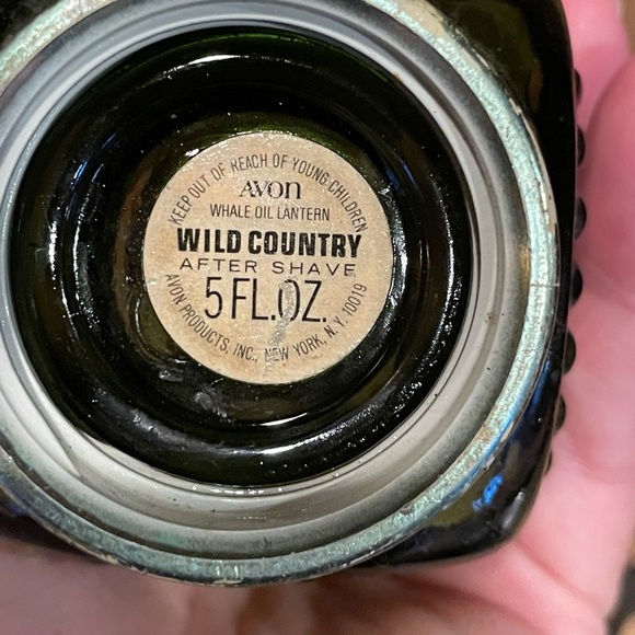 Avon Wild Country Aftershave bottle vintage shaped like a whale oil lantern. - Picture 9 of 13
